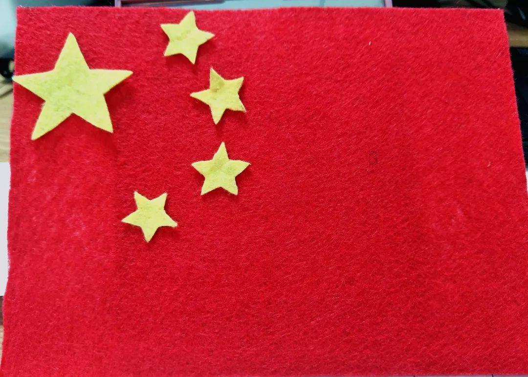 为什么要穿校服游戏画面